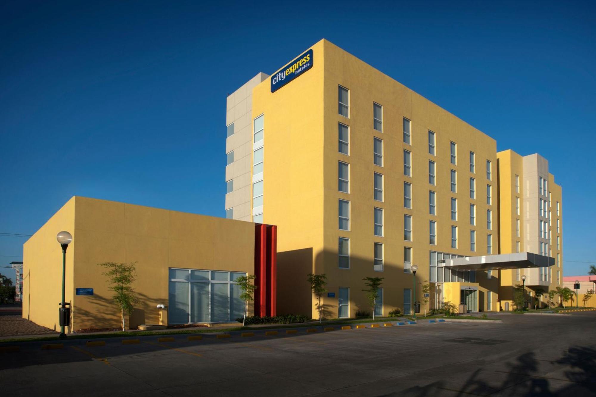 City Express By Marriott Ciudad Obregón Exteriér fotografie
